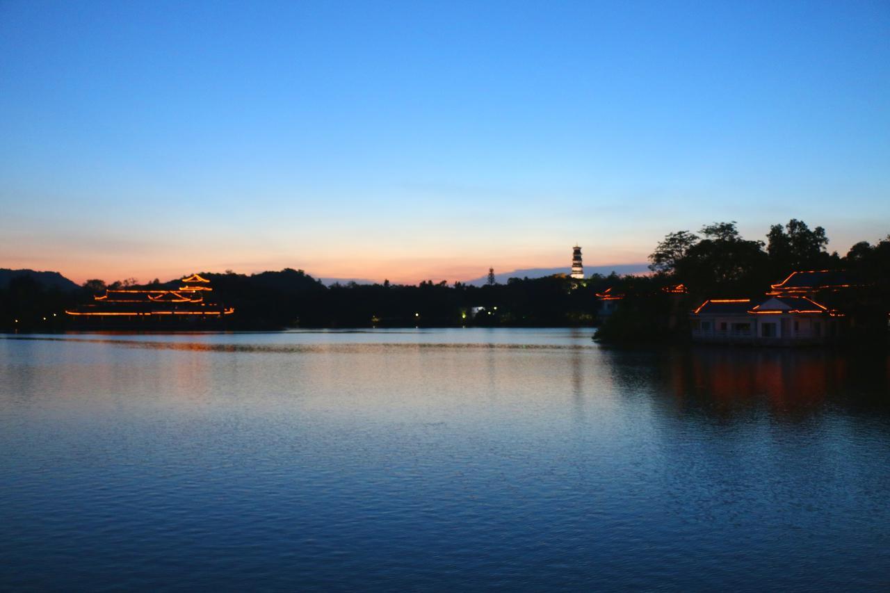 Huizhou Xilin West Lake Boutique Hotel Exterior foto